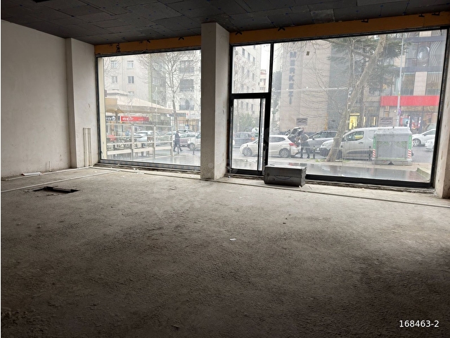 Atatürk Caddesi Üzerinde Ön Kullanımlı 405 m2 Kiralık Dükkan - Görsel 2