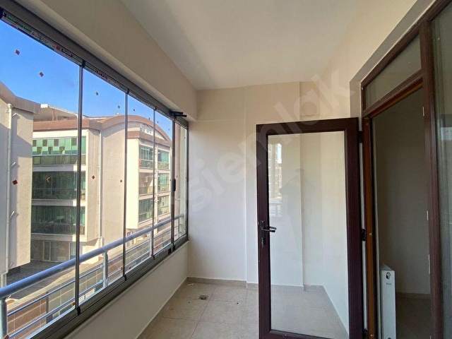 ARTIDAN ÖZLÜCE BULVARA CEPHE GENİŞ 3+1 KİRALIK DAİRE - Görsel 22