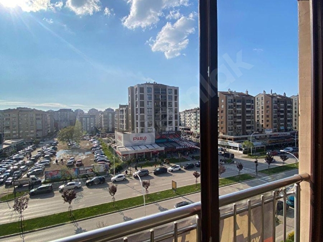 ARTIDAN ÖZLÜCE BULVARA CEPHE GENİŞ 3+1 KİRALIK DAİRE