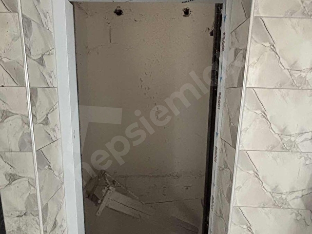 ARAS GAYRİMENKULDEN EFENDİ MAH. 100m2 FIRSAT 2+1 DAİRE - Görsel 3
