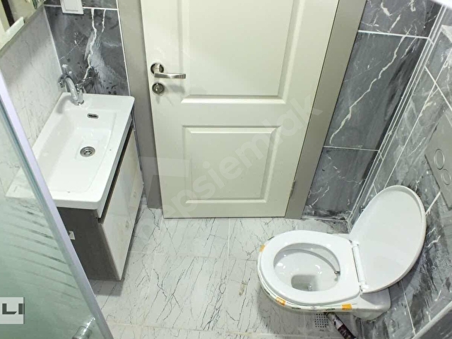 CANLI EMLAKTAN 3+1 FULL YAPILI ORTA KAT MANZARALI DAİRE - Görsel 12