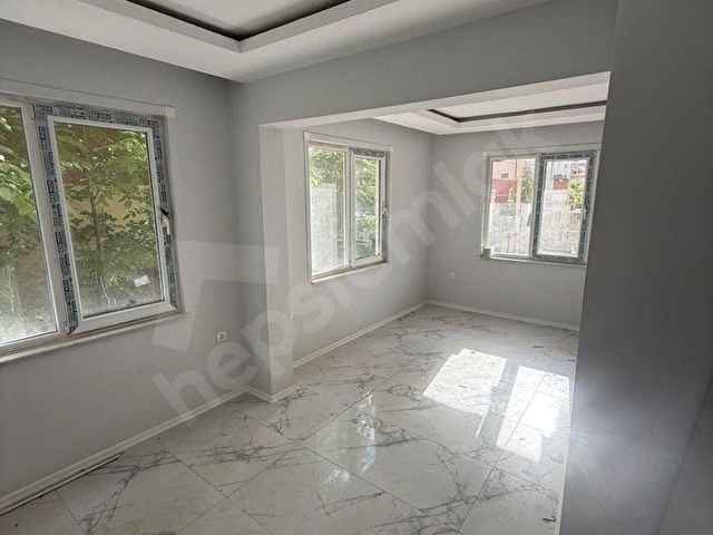 VALİDE SULTAN MAHALLESİNDE SATILIK FIRSAT YENİLENMİŞ 2+1 DAİRE - Görsel 13