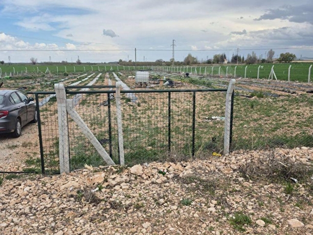 Karaman/konya yolu yakın eninler  ana yol üzeri yatırımlık arazi