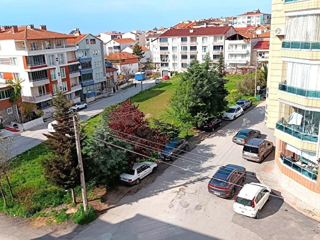 ALTINYAPRAK MAH: YÜKSEL EVLER KONUTLARINDA ŞAHANE MANZARA VE SIFIR EV AYARINDA 120 M2 SATILIK DAİRE - Görsel 8