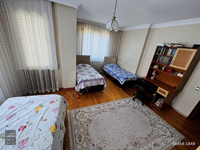 ALBAYRAKTAN ŞEHİR MERKEZİNDE 462M2 ARSA İÇİNDE 3 KAT VİLLA - Görsel 23