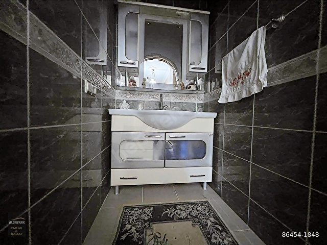 ALBAYRAKTAN ŞEHİR MERKEZİNDE 462M2 ARSA İÇİNDE 3 KAT VİLLA - Görsel 28