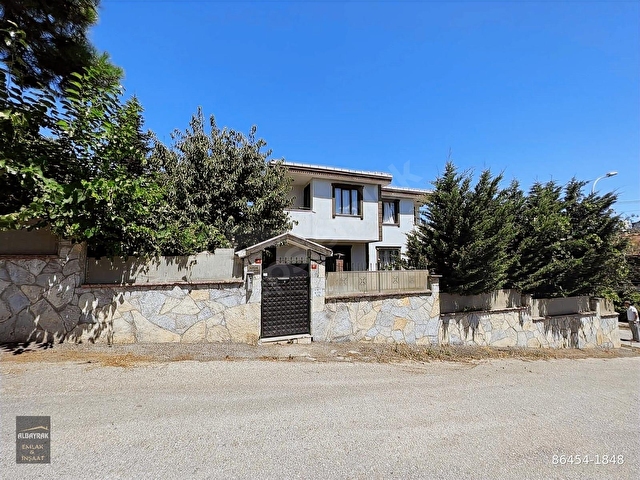 ALBAYRAKTAN ŞEHİR MERKEZİNDE 462M2 ARSA İÇİNDE 3 KAT VİLLA - Görsel 5