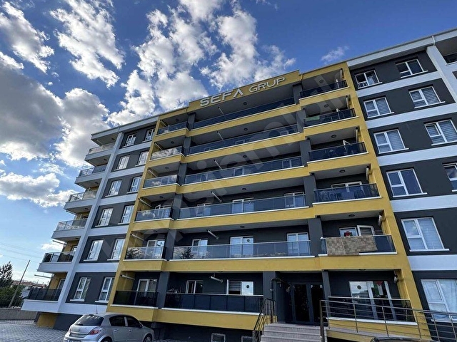 ESENBOĞADA SİTE İÇERİSİNDE EŞYALI 2+1 KİRALIK DAİRE KATTA - Görsel 5