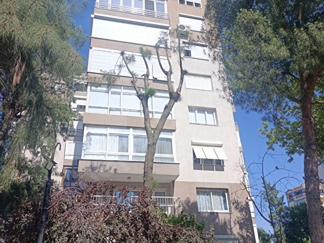 İzmir Konak Balçova Satılık Jeotermalli Otoparklı Daire - Görsel 5