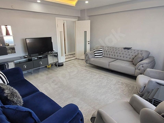 GOLD EMLAKTAN CEM EVİ YANI FULL BAKIMLI SATILIK 3+1 DAİRE - Görsel 5