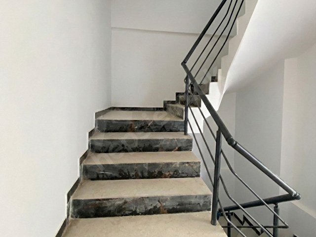 DENİZ GAYRİMENKULDEN, SIFIR BiNADA FULL EŞYALI GENiŞ 1+1 KİRALIK - Görsel 13