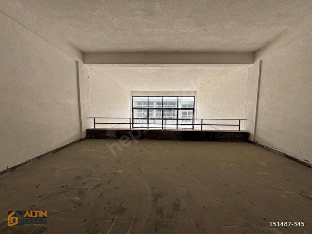 Polatlı Yeni Sanayide Satılık 160 m² Dükkan