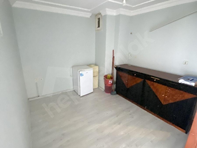 BUCA ÇEVİK-1 MEYDANINDA BARIŞ İŞ MERKEZİNDE KİRALIK OFİS - Görsel 12