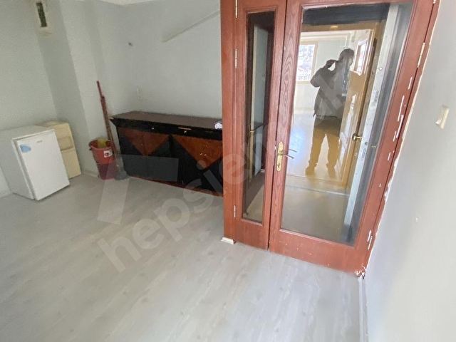 BUCA ÇEVİK-1 MEYDANINDA BARIŞ İŞ MERKEZİNDE KİRALIK OFİS - Görsel 15