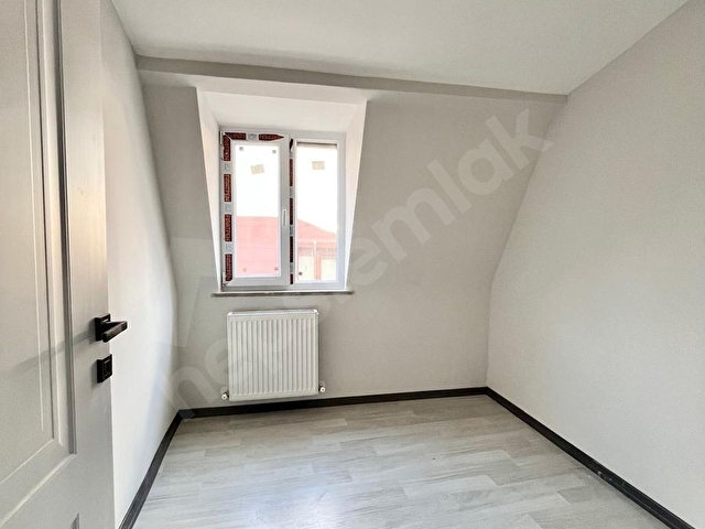 SANCAKTEPE MECLİS MAHALLESİNDE SATILIK 5+1 ÇATI DUBLEKS DAİRE - Görsel 17