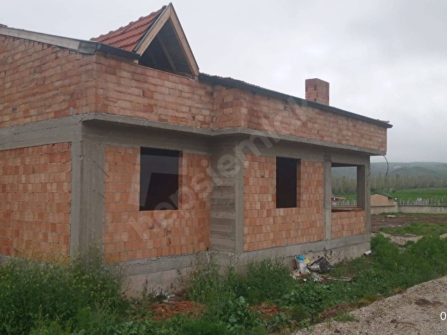 Sarmaşa Köyünde Fırsat: 537m² Bahçeli, Zevkinize Göre Tasarlayacağınız 80m²+dublex Müstakil Ev! - Görsel 4
