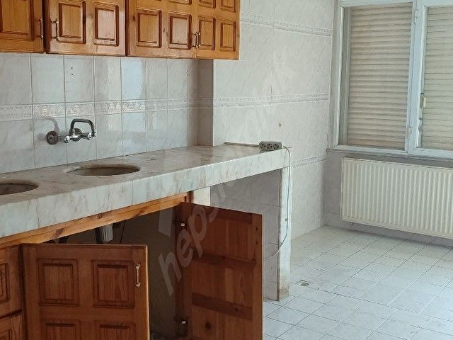 Nazilli merkezde okullar karşısında - Görsel 13