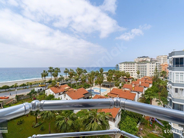Alanya Mahmutlarda denize sıfır satılık 2+1 deniz manzaralı daire