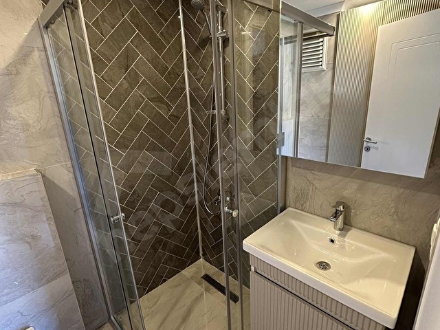 BRANDİUM A ÇOK YAKIN ANA CADDE ÜZERİNDE SATILIK 1+1 - Görsel 13