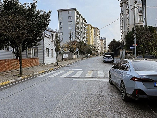 BRANDİUM A ÇOK YAKIN ANA CADDE ÜZERİNDE SATILIK 1+1 - Görsel 2