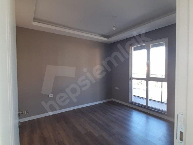 ORTACA ATATÜRK CADDESİ ÜZERİNDE AİLEYE VE OFİSE UYGUN DAİRE - Görsel 2
