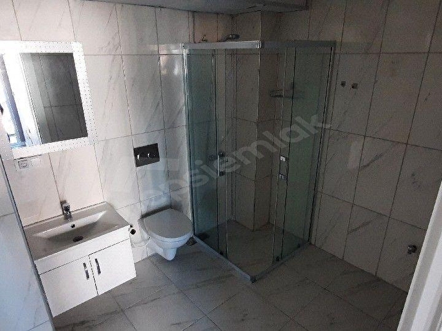 ORTACA ATATÜRK CADDESİ ÜZERİNDE AİLEYE VE OFİSE UYGUN DAİRE - Görsel 24