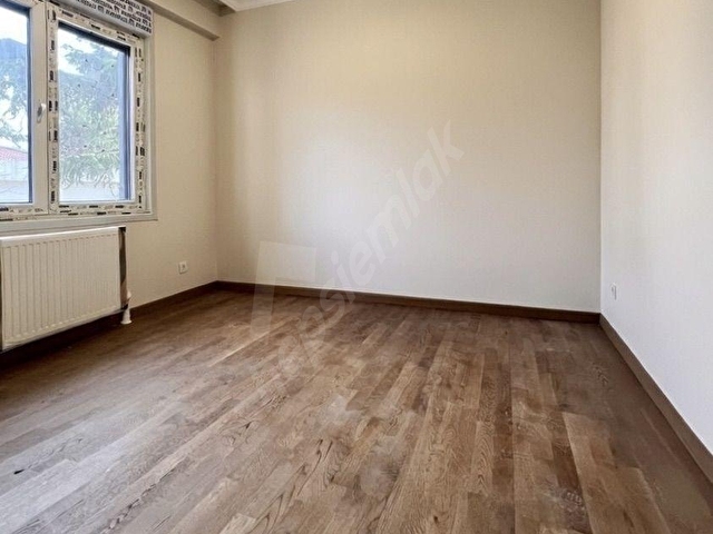 CADDEBOSTAN SAHİLDE İŞ YERİNE UYGUN 120M2 NET 3+1 SIFIR - Görsel 9