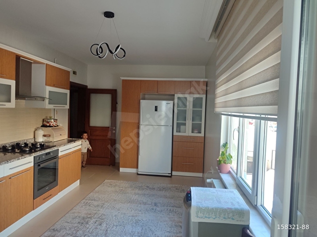REAL AVM ARKASI GESA GOLD SİTESİNDE 4+1 ARA KAT SATILIK DAİRE