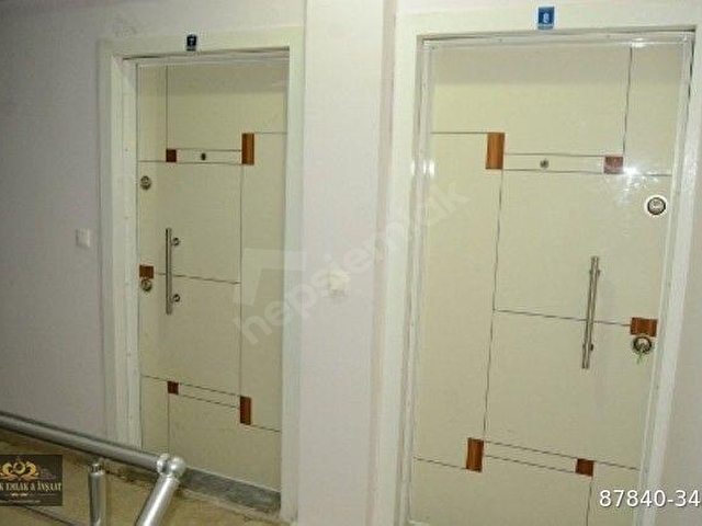 MERKEZEDE ISINMA KALORİFER ÜCRETİ DAHİL EŞYALI 2+0 GENİŞ DAİRE - Görsel 4