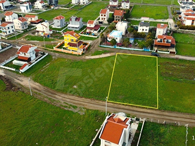 GEYİKLİ SAHİLDE DENİZE 400 METRE SATILIK 1115 M2 İMARLI ARSA - Görsel 8