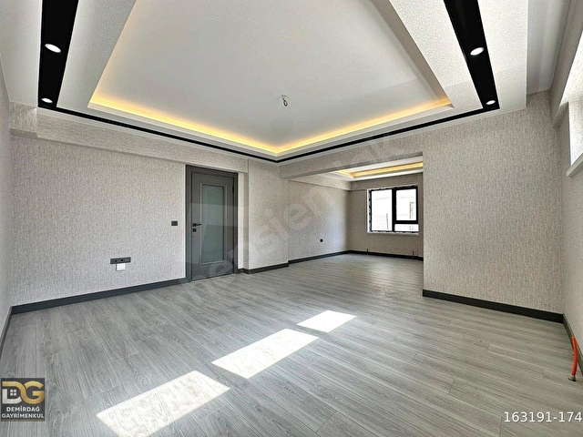 KEÇİÖRENDE 4+1 ÇİFT BANYO MERKEZİ KONUMDA DEMİRDAĞ GAYRİMENKUL - Görsel 25