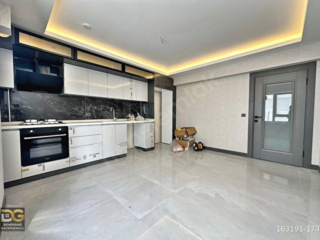 KEÇİÖRENDE 4+1 ÇİFT BANYO MERKEZİ KONUMDA DEMİRDAĞ GAYRİMENKUL - Görsel 3