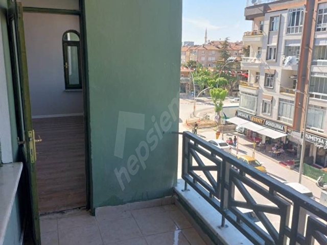 Sahibinden 2+1 Kiralık Asansörlü Daire - Görsel 2