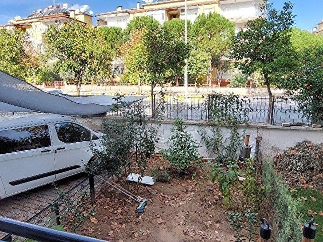 GİRNE MAHALLESİNDE CADDE ÜZERİ SATILIK 4+1 TRİPLEX/VİLLA - Görsel 12