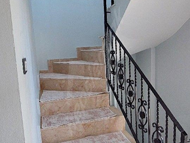 GİRNE MAHALLESİNDE CADDE ÜZERİ SATILIK 4+1 TRİPLEX/VİLLA - Görsel 23
