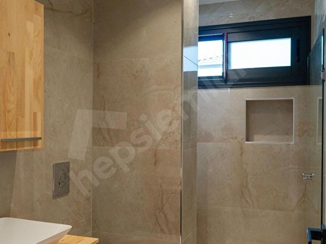 ATİKERDEN YATIRIM İÇİN İDEAL FIRSAT NİTELİĞİNDE VİLLA - Görsel 12