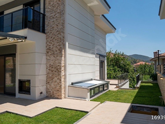 ATİKERDEN YATIRIM İÇİN İDEAL FIRSAT NİTELİĞİNDE VİLLA - Görsel 3