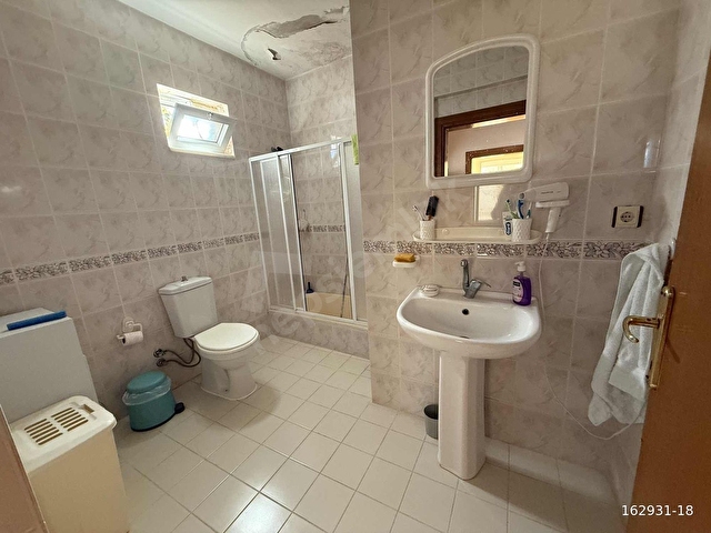 Deniz Manzaralı Teras | Havuzlu 7+3 Çok Katlı Villa - Görsel 27
