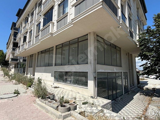 ARNAVUTKÖY BOLLUCA MİLLET BAHÇESİ VE SİTELERE KOMŞU KİRALIK DÜKKAN - Görsel 5