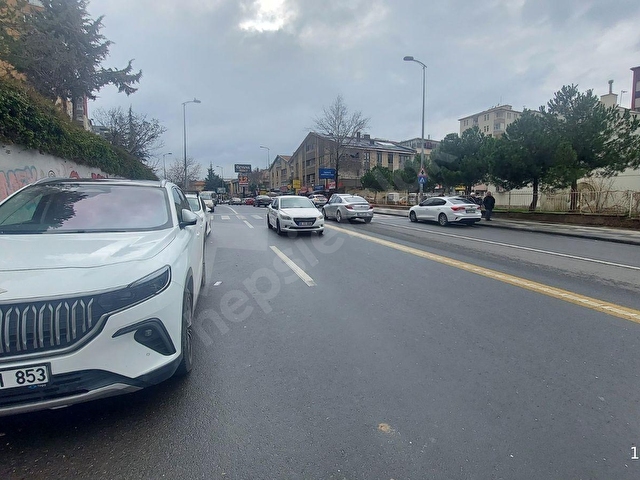 ECE DEN ASANSÖRLÜ DİKMEN CADDESİ ÜZERİNDE MANZARALI YAPILI 3+1 - Görsel 4