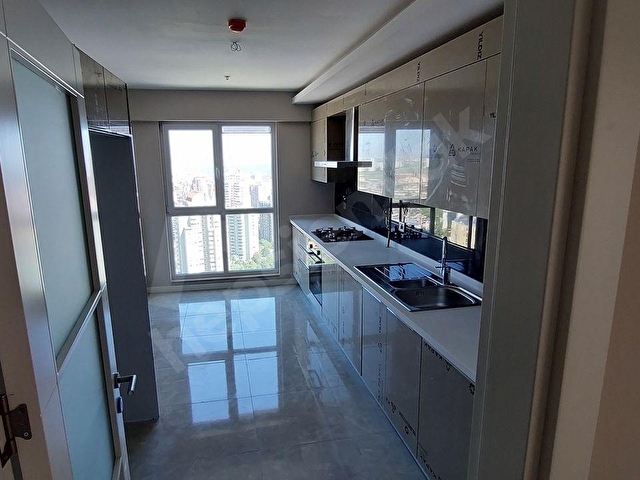 Referans Bahçeşehir Manzaralı 4,5+1 Kiralık Daire - Görsel 6