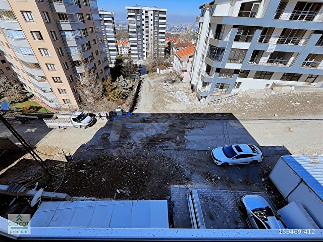 ALAÇATIDAN Oturum Başlayan Yeni Binada, Manzaralı, Kiralık 1+1 - Görsel 18