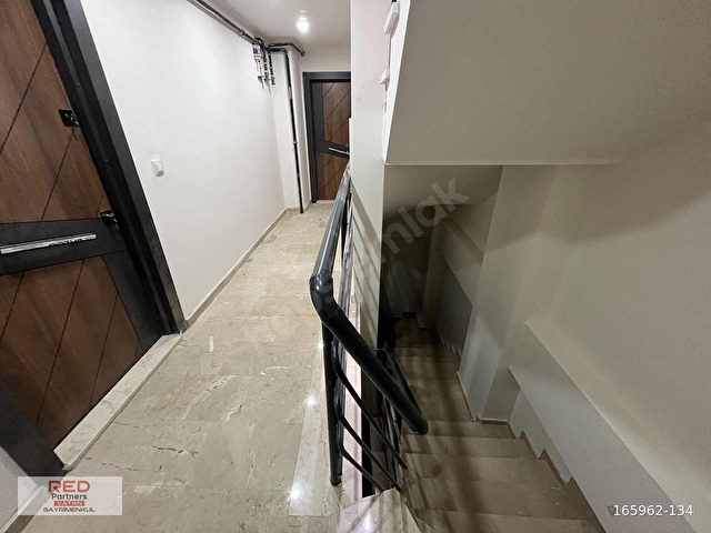 ÇAYIROVANIN MERKEZİ LOKASYONUNDA 3+1 GENİŞ DUBLEKS DAİRE. - Görsel 27