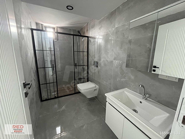 ÇAYIROVANIN MERKEZİ LOKASYONUNDA 3+1 GENİŞ DUBLEKS DAİRE. - Görsel 24
