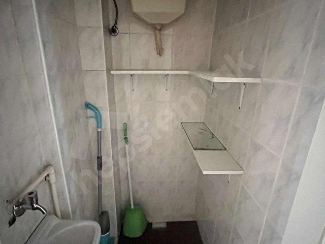 EMEKTEN SAHRAYICEDİTTE KOMBİLİ BOYALI BAKIMLI ARAKAT 140 M2 3+1 - Görsel 10