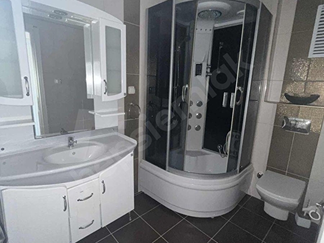 EMEKTEN SAHRAYICEDİTTE KOMBİLİ BOYALI BAKIMLI ARAKAT 140 M2 3+1 - Görsel 23
