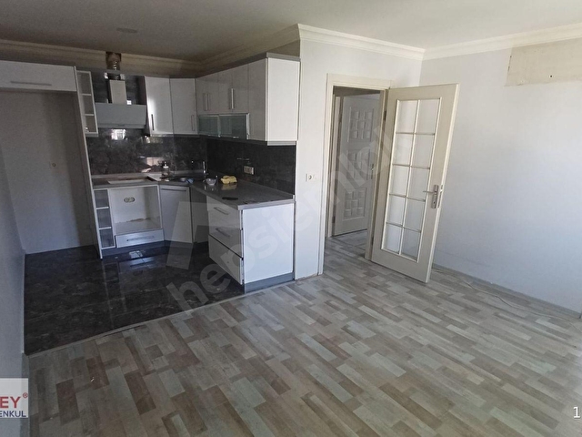 Bornova İnönü Mahallesinde İçi Yapılı 2+1 Kiralık Daire - Görsel 27