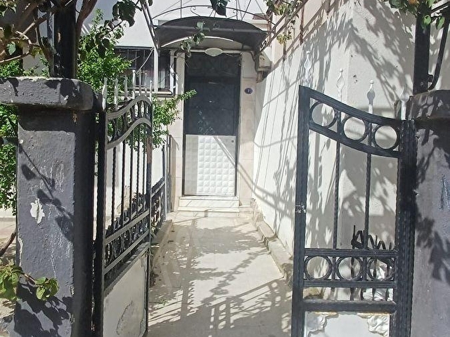 Bornova İnönü Mahallesinde İçi Yapılı 2+1 Kiralık Daire - Görsel 12
