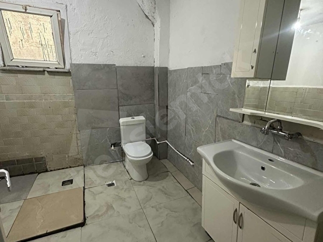 KAÇMAZ EMLAK TAN ANA CADDEYE YAKIN 26 M2 ARSA PAYLI 2+1 DAİRE.. - Görsel 14