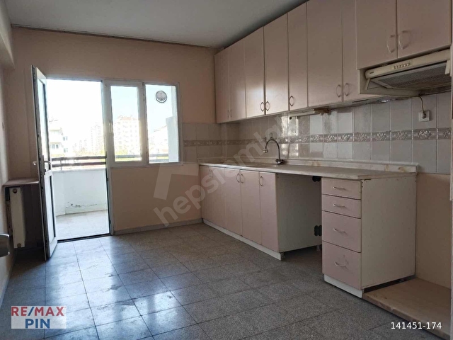 EFELER GİRNE MH HUZUREVİ CD 4+1 MÜTHİŞ KONUMLU DAİRE - Görsel 8